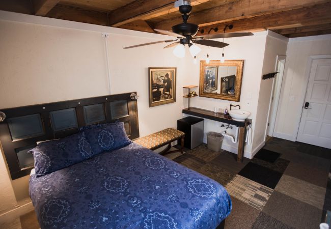 Hotel en Winter Park - Hotel Room - Queen Bed - Downtown Winter Park, CO Hotel en Winter Park - Hotel Room - Queen Bed - Downtown Winter Park, CO