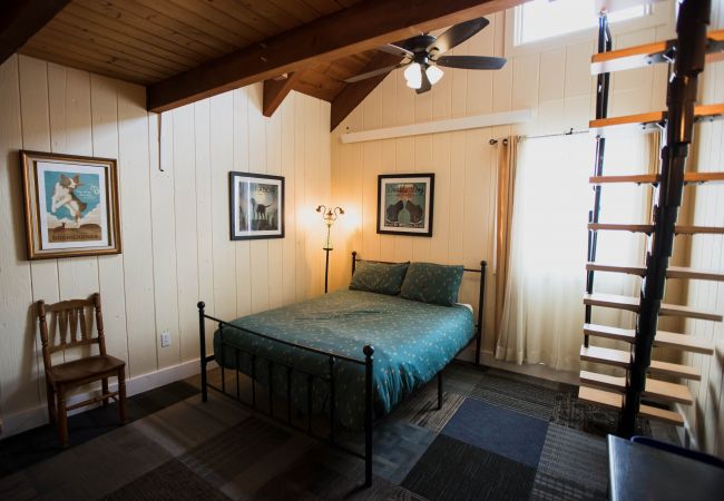 Hotel in Winter Park - Hotel Room - 2 Queen Beds/Loft - Downtown Winter Park, CO Hotel in Winter Park - Hotel Room - 2 Queen Beds/Loft - Downtown Winter Park, CO