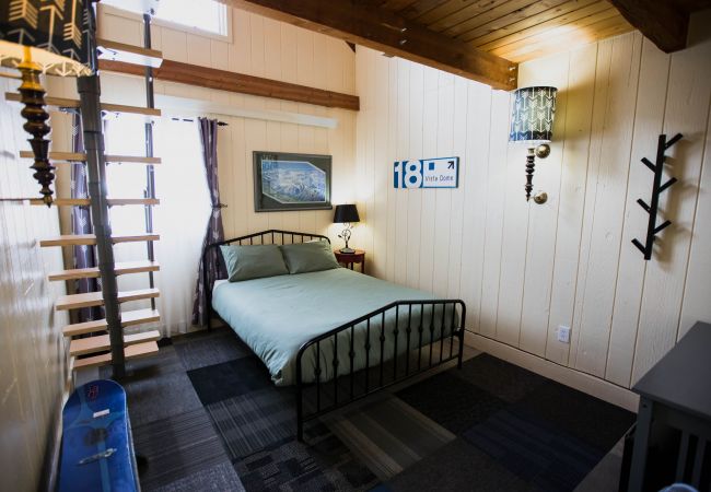 Hotel in Winter Park - Hotel Room - 2 Queen Beds/Loft - Downtown Winter Park, CO Hotel in Winter Park - Hotel Room - 2 Queen Beds/Loft - Downtown Winter Park, CO
