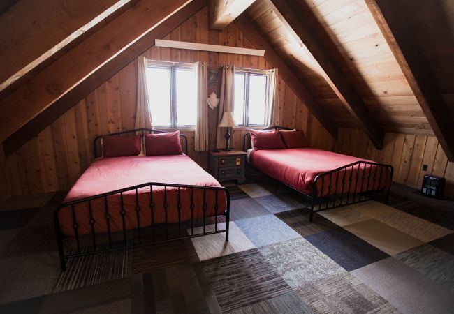 Hotel in Winter Park - Hotel Room - 2 Queen Beds/Loft - Downtown Winter Park, CO Hotel in Winter Park - Hotel Room - 2 Queen Beds/Loft - Downtown Winter Park, CO